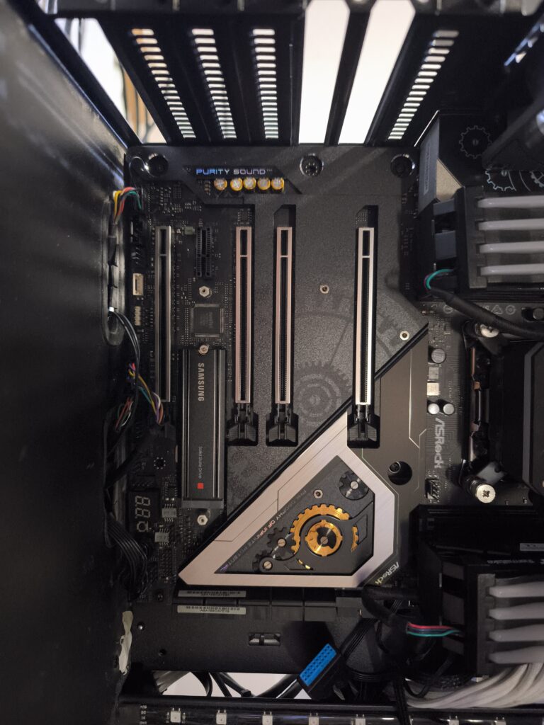 Bild von einem Mainboard welches gerade eingebaut wurde